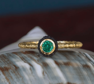 Sarah Graham Emerald 18K Yellow Gold Band Ring