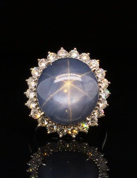 Suna Bros Sapphire 950PTK Polished White Platinum Band Ring