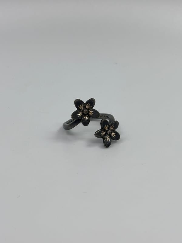 Jewel Lab Diamond Black Sterling Silver Antique Ring